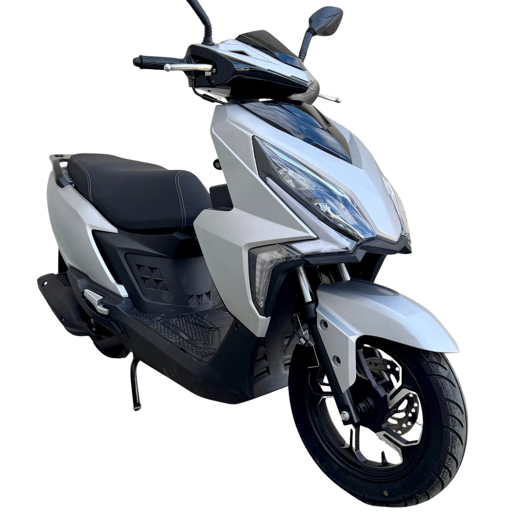 Scutere benzina - Scuter pe Benzina Injectie 125cc Motor EFI Euro 5 Viteza maxima 90km/h Scutere benzina - Scuter pe Benzina Injectie 125cc Motor EFI Euro 5 Viteza maxima 90km/h